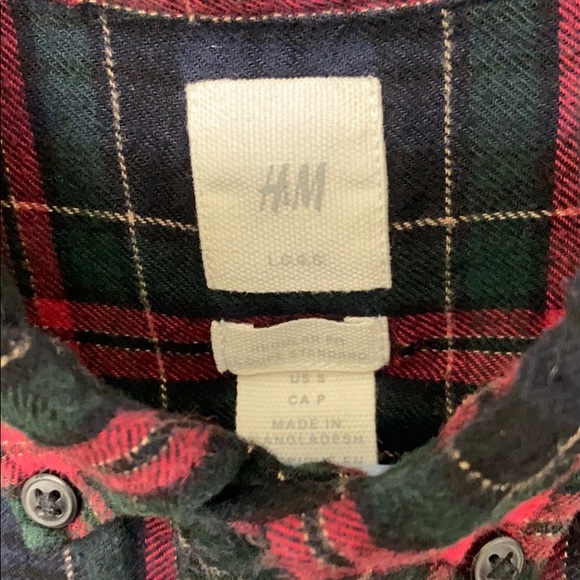 H&M plaid button down - Picture 2 of 3